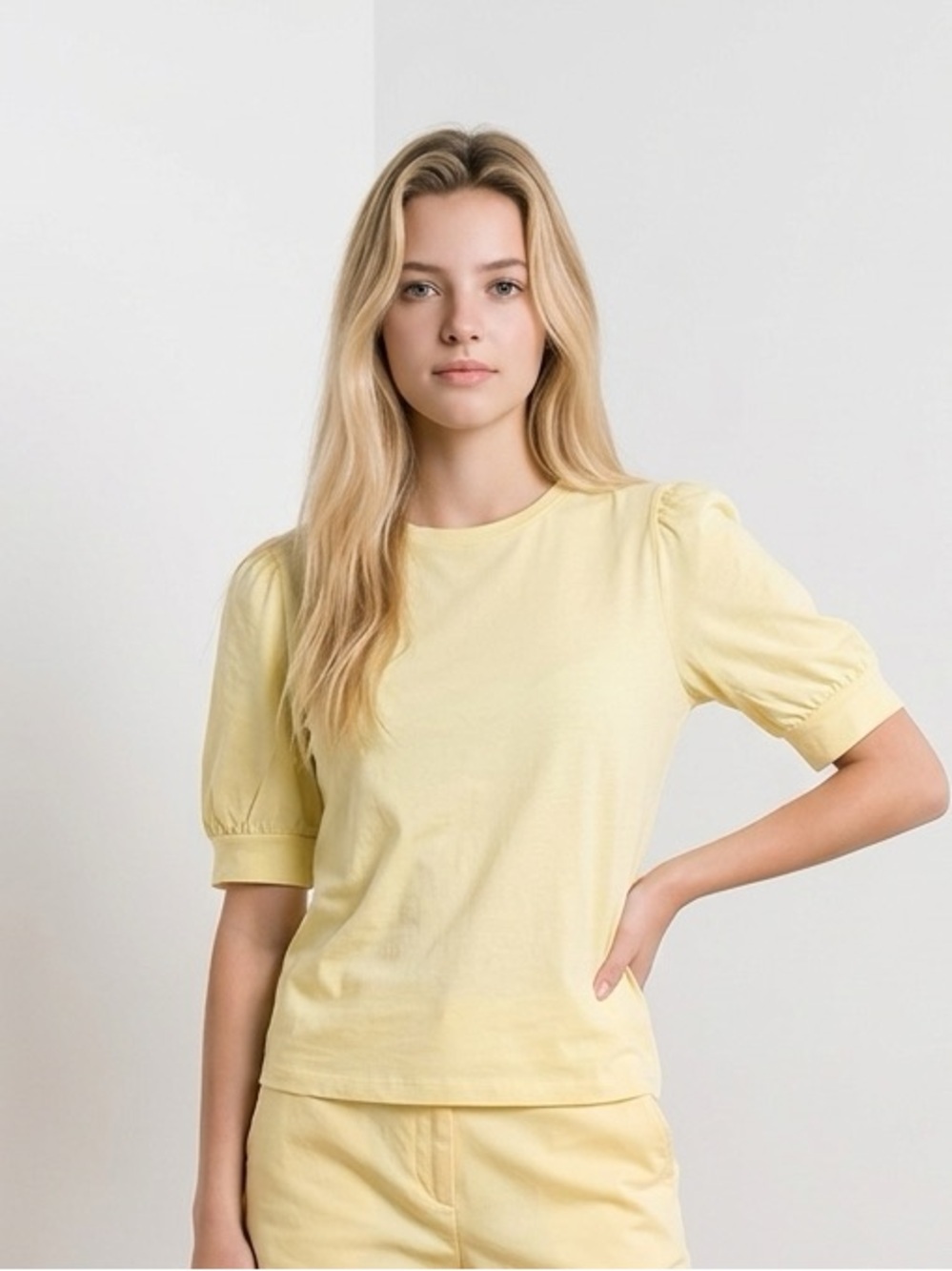 ✨Vero Moda Light Yellow Puff Sleeve Tee | %100 Cotton | Small